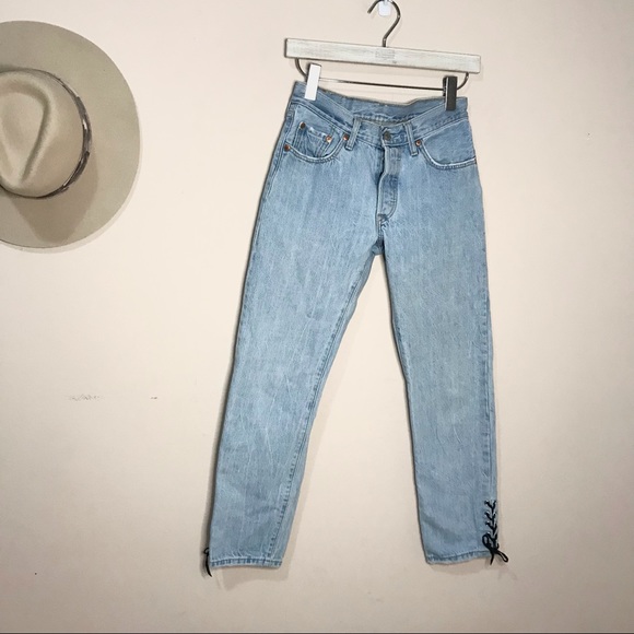 Levi’s 501 Straight Leg Lace Up Hem - Picture 5 of 12